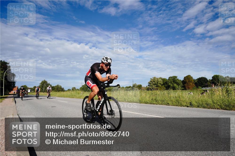 31.08.2025 - Elbe Triathlon Hamburg Michael Burmester http://msf.ph/oto/8662740 31.08.2025 09:26:34 Radfahren 248, 318, 341, 444, 445, 461, 558, 596, 650, 716, 725 meine-sportfotos.de