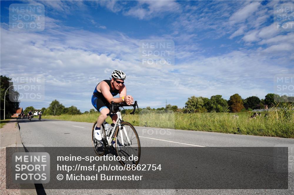 31.08.2025 - Elbe Triathlon Hamburg Michael Burmester http://msf.ph/oto/8662754 31.08.2025 09:26:39 Radfahren 183, 248, 261, 312, 444, 445, 461, 596, 615, 622, 716, 725 meine-sportfotos.de