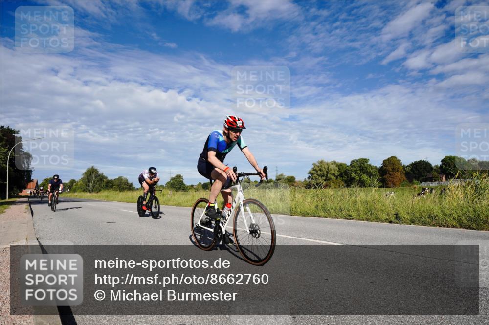 31.08.2025 - Elbe Triathlon Hamburg Michael Burmester http://msf.ph/oto/8662760 31.08.2025 09:26:43 Radfahren 183, 221, 261, 312, 596, 601, 608, 615, 622, 631, 643 meine-sportfotos.de