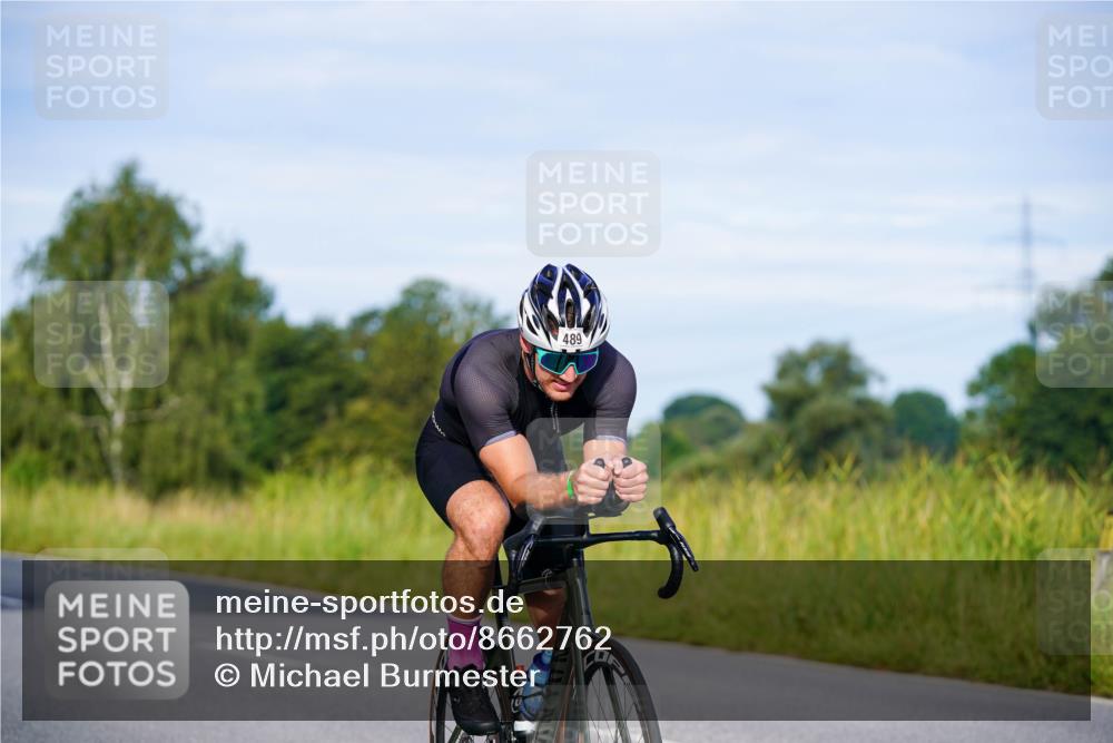 31.08.2025 - Elbe Triathlon Hamburg Michael Burmester http://msf.ph/oto/8662762 31.08.2025 09:12:15 Radfahren 261, 308, 321, 424, 489 meine-sportfotos.de