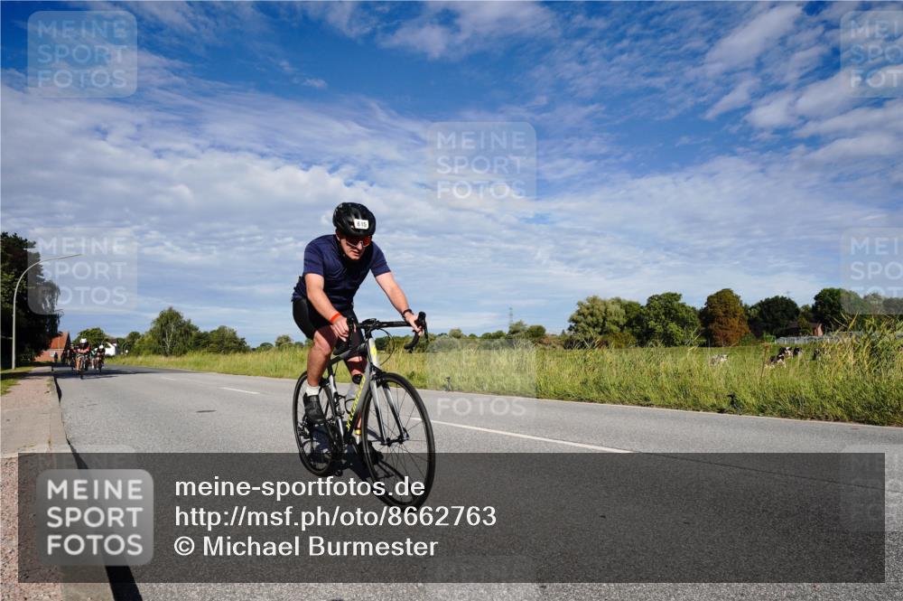31.08.2025 - Elbe Triathlon Hamburg Michael Burmester http://msf.ph/oto/8662763 31.08.2025 09:26:44 Radfahren 183, 221, 261, 312, 506, 596, 601, 608, 615, 622, 631, 643 meine-sportfotos.de