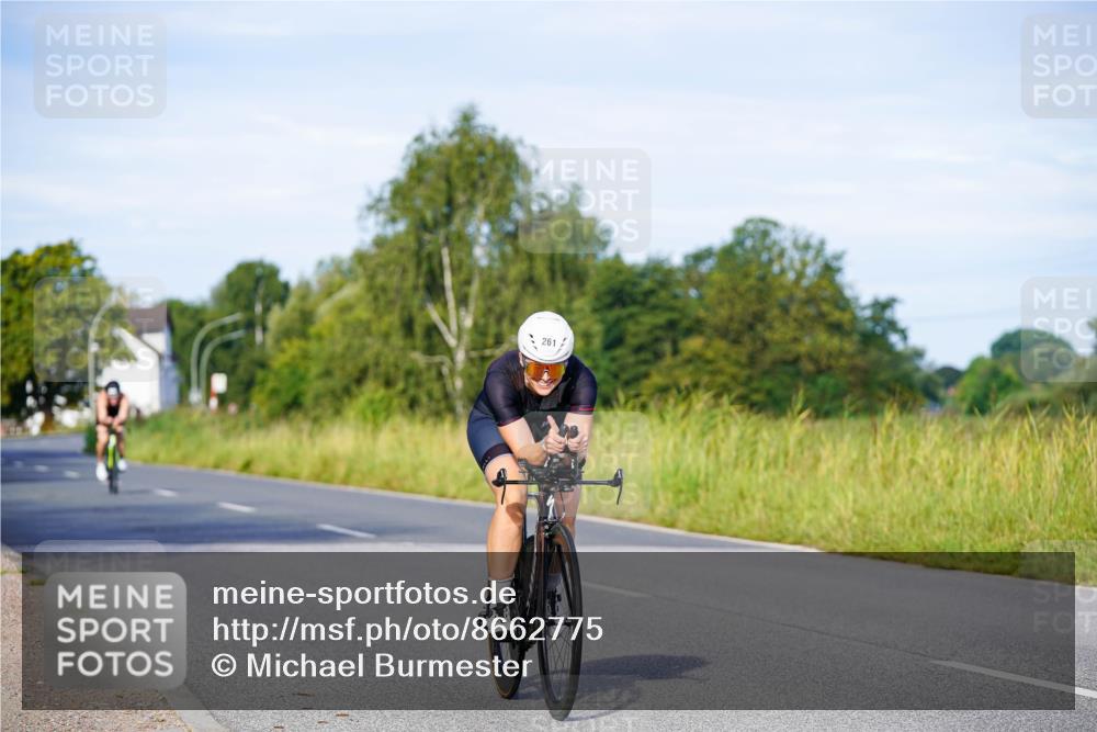31.08.2025 - Elbe Triathlon Hamburg Michael Burmester http://msf.ph/oto/8662775 31.08.2025 09:12:21 Radfahren 261, 321, 368, 389, 424 meine-sportfotos.de