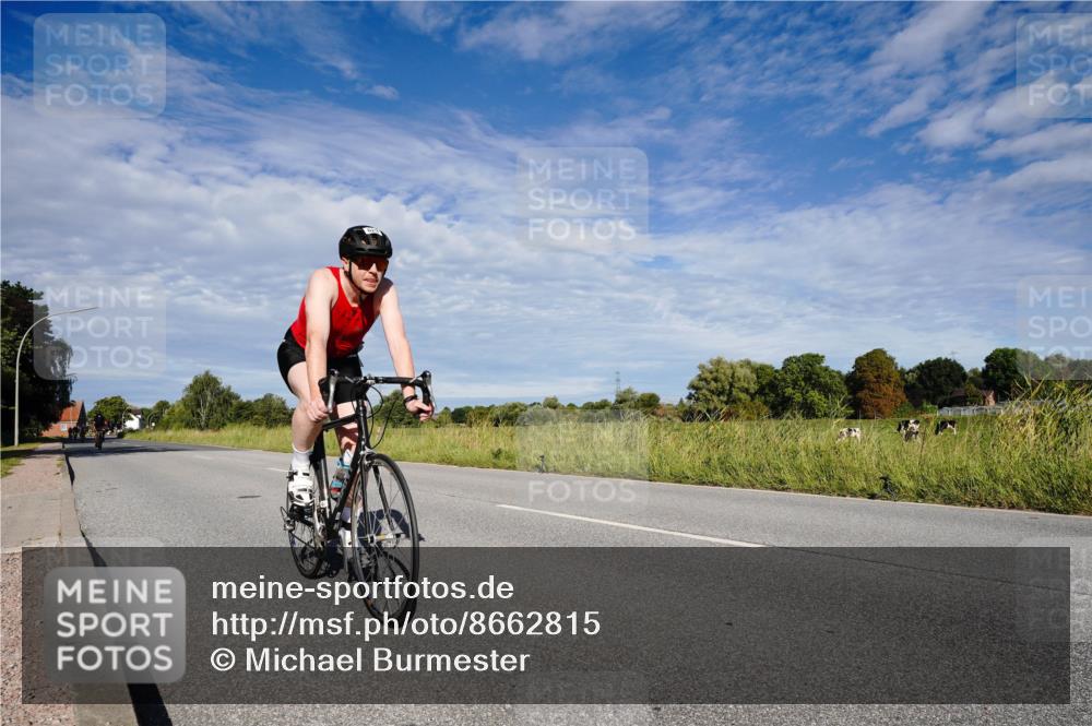 31.08.2025 - Elbe Triathlon Hamburg Michael Burmester http://msf.ph/oto/8662815 31.08.2025 09:27:33 Radfahren 299, 321, 354, 385, 496, 623 meine-sportfotos.de