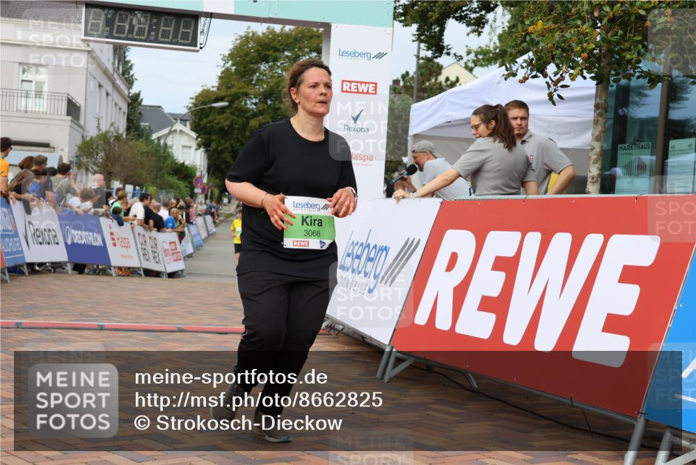 31.08.2025 - 21. Blankeneser Heldenlauf Strokosch-Dieckow http://msf.ph/oto/8662825 31.08.2025 11:21:52 Ziel 3018, 3658, 3066 meine-sportfotos.de