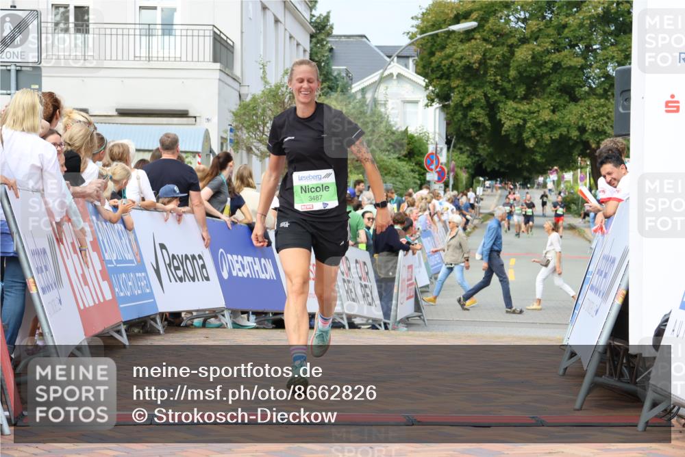 31.08.2025 - 21. Blankeneser Heldenlauf Strokosch-Dieckow http://msf.ph/oto/8662826 31.08.2025 11:02:46 Ziel 3487, 3714 meine-sportfotos.de