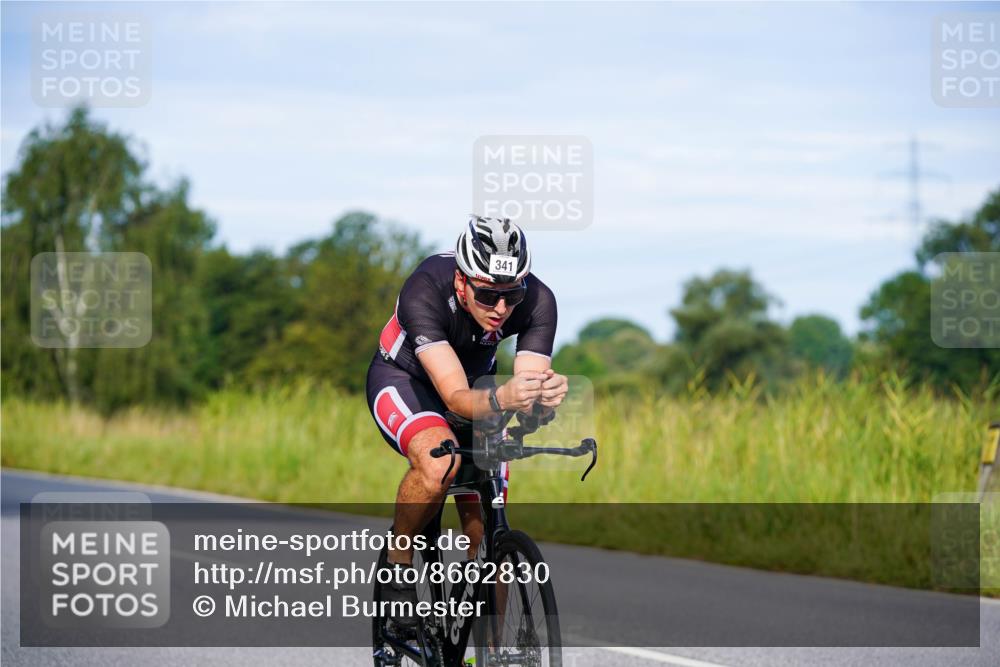 31.08.2025 - Elbe Triathlon Hamburg Michael Burmester http://msf.ph/oto/8662830 31.08.2025 09:12:47 Radfahren 223, 341, 383, 582 meine-sportfotos.de