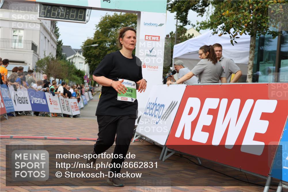 31.08.2025 - 21. Blankeneser Heldenlauf Strokosch-Dieckow http://msf.ph/oto/8662831 31.08.2025 11:21:52 Ziel 3018, 3658, 3066 meine-sportfotos.de