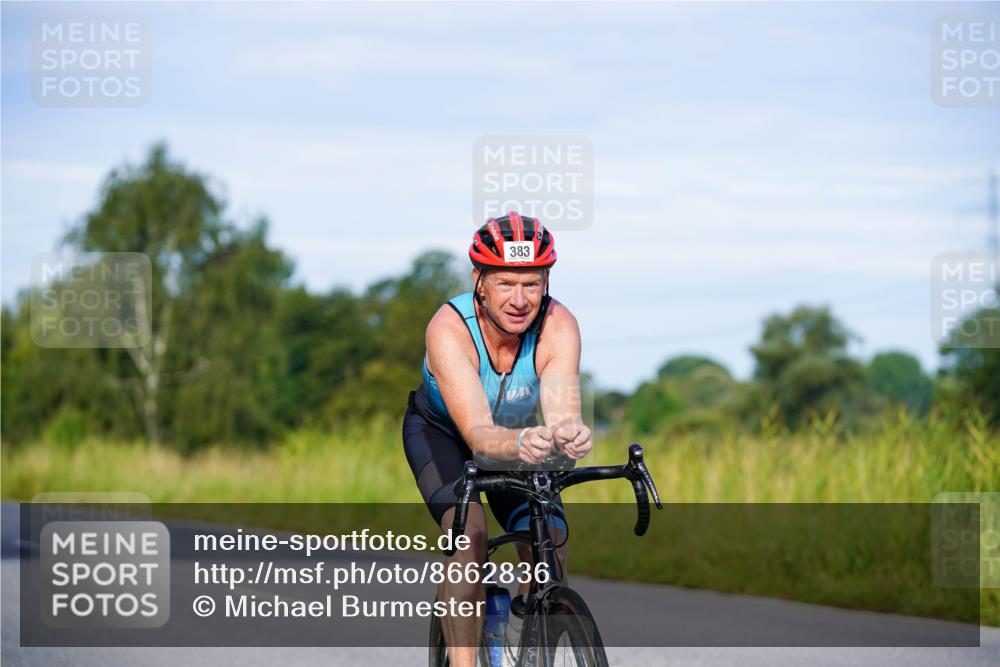 31.08.2025 - Elbe Triathlon Hamburg Michael Burmester http://msf.ph/oto/8662836 31.08.2025 09:12:49 Radfahren 223, 341, 383, 385 meine-sportfotos.de