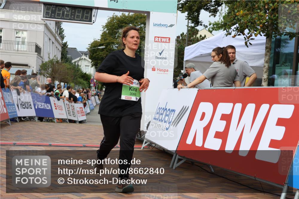 31.08.2025 - 21. Blankeneser Heldenlauf Strokosch-Dieckow http://msf.ph/oto/8662840 31.08.2025 11:21:52 Ziel 3018, 3658, 3066 meine-sportfotos.de