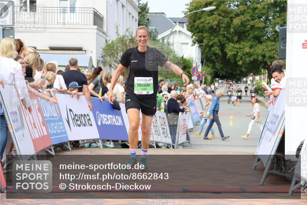 31.08.2025 - 21. Blankeneser Heldenlauf Strokosch-Dieckow http://msf.ph/oto/8662843 31.08.2025 11:02:46 Ziel 3487, 3714 meine-sportfotos.de