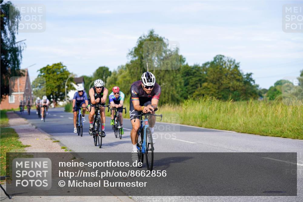 31.08.2025 - Elbe Triathlon Hamburg Michael Burmester http://msf.ph/oto/8662856 31.08.2025 09:12:57 Radfahren 175, 223, 247, 269, 278, 316, 324, 385, 434 meine-sportfotos.de