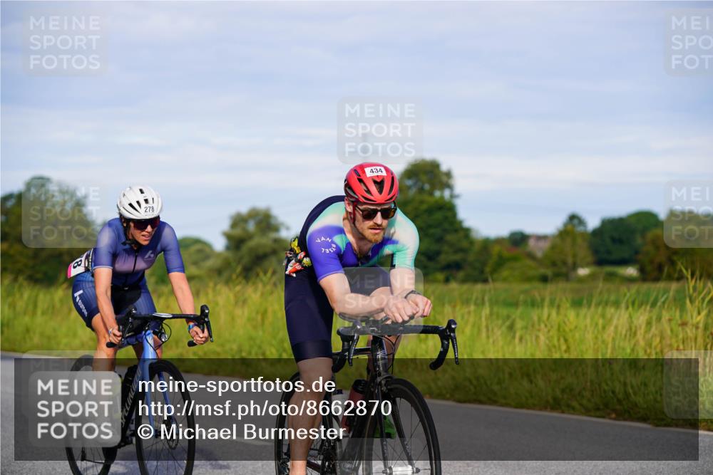 31.08.2025 - Elbe Triathlon Hamburg Michael Burmester http://msf.ph/oto/8662870 31.08.2025 09:12:58 Radfahren 175, 247, 269, 278, 281, 316, 324, 385, 434 meine-sportfotos.de