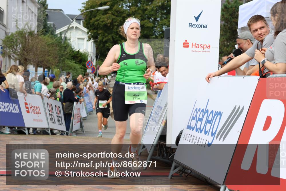 31.08.2025 - 21. Blankeneser Heldenlauf Strokosch-Dieckow http://msf.ph/oto/8662871 31.08.2025 11:02:42 Ziel 3487, 3714 meine-sportfotos.de