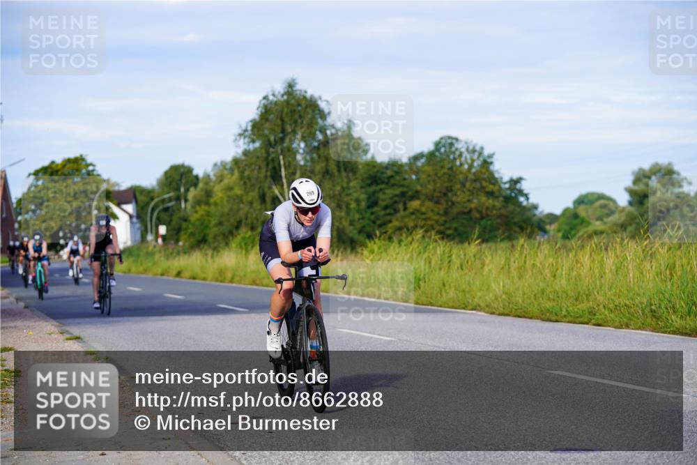 31.08.2025 - Elbe Triathlon Hamburg Michael Burmester http://msf.ph/oto/8662888 31.08.2025 09:13:02 Radfahren 247, 268, 269, 281, 298, 324 meine-sportfotos.de