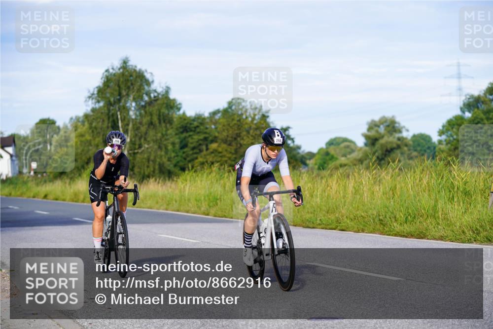 31.08.2025 - Elbe Triathlon Hamburg Michael Burmester http://msf.ph/oto/8662916 31.08.2025 09:13:07 Radfahren 268, 281, 298, 324, 507, 514 meine-sportfotos.de