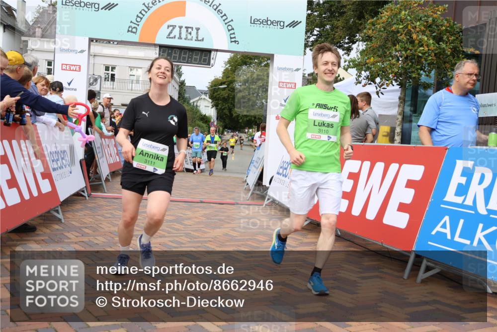 31.08.2025 - 21. Blankeneser Heldenlauf Strokosch-Dieckow http://msf.ph/oto/8662946 31.08.2025 11:21:42 Ziel 3658, 3110, 3111, 3654 meine-sportfotos.de