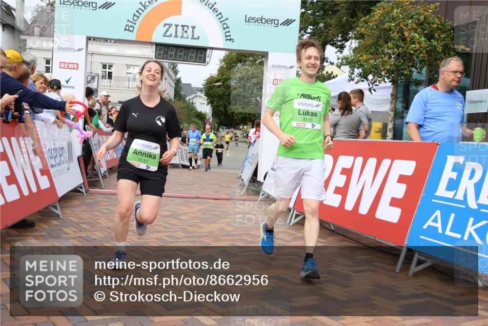 31.08.2025 - 21. Blankeneser Heldenlauf Strokosch-Dieckow http://msf.ph/oto/8662956 31.08.2025 11:21:42 Ziel 3658, 3110, 3111, 3654 meine-sportfotos.de