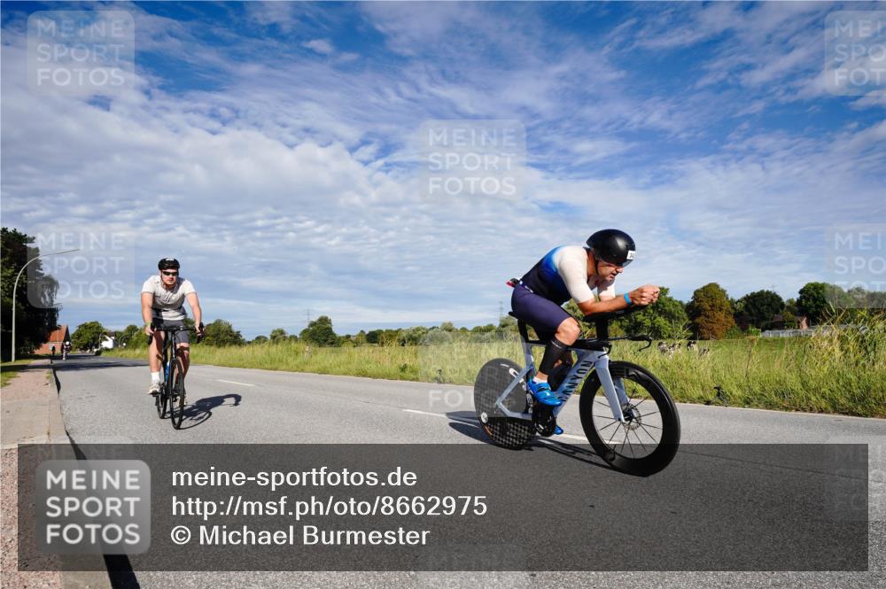 31.08.2025 - Elbe Triathlon Hamburg Michael Burmester http://msf.ph/oto/8662975 31.08.2025 09:30:21 Radfahren 170, 343, 400, 465, 469, 534 meine-sportfotos.de