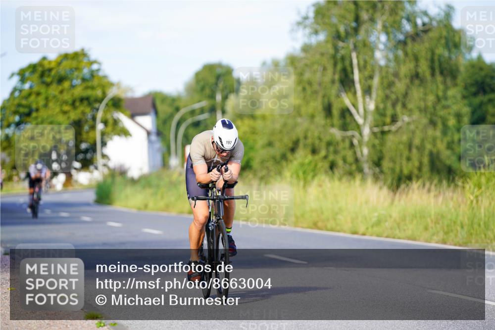 31.08.2025 - Elbe Triathlon Hamburg Michael Burmester http://msf.ph/oto/8663004 31.08.2025 09:13:40 Radfahren 190, 197, 322, 393, 467 meine-sportfotos.de