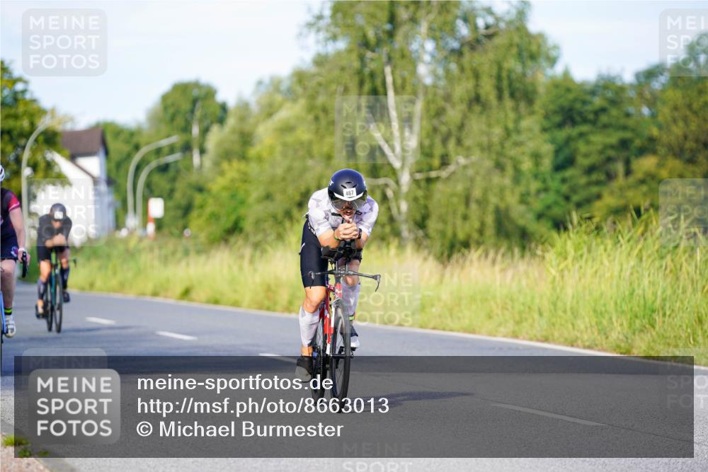 31.08.2025 - Elbe Triathlon Hamburg Michael Burmester http://msf.ph/oto/8663013 31.08.2025 09:13:44 Radfahren 190, 197, 322, 415, 467 meine-sportfotos.de