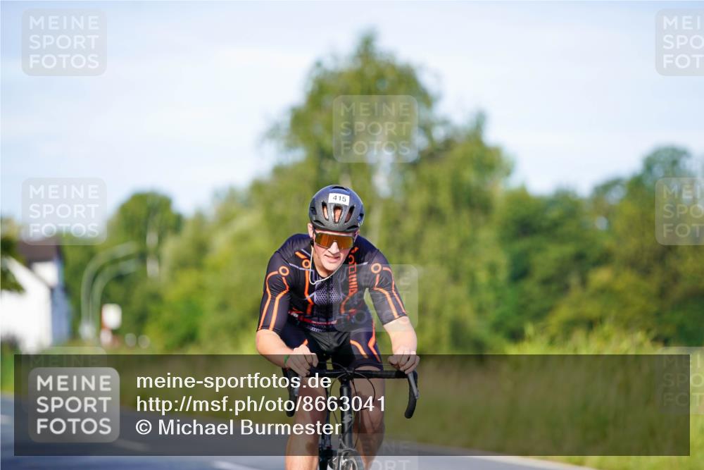 31.08.2025 - Elbe Triathlon Hamburg Michael Burmester http://msf.ph/oto/8663041 31.08.2025 09:13:50 Radfahren 322, 414, 415, 490, 533 meine-sportfotos.de