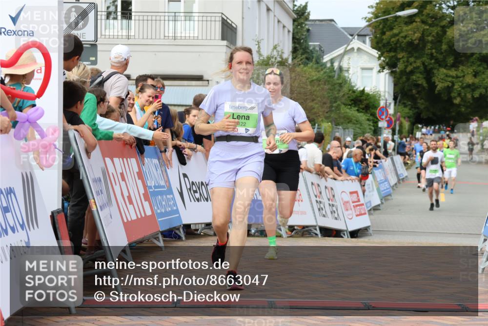 31.08.2025 - 21. Blankeneser Heldenlauf Strokosch-Dieckow http://msf.ph/oto/8663047 31.08.2025 11:21:29 Ziel 3145, 3122 meine-sportfotos.de