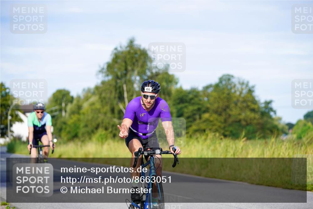 31.08.2025 - Elbe Triathlon Hamburg Michael Burmester http://msf.ph/oto/8663051 31.08.2025 09:13:52 Radfahren 414, 415, 490, 533 meine-sportfotos.de