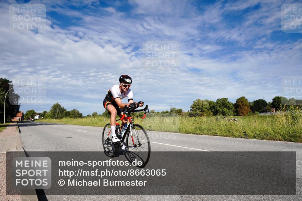 31.08.2025 - Elbe Triathlon Hamburg Michael Burmester http://msf.ph/oto/8663065 31.08.2025 09:31:48 Radfahren 291, 657, 664 meine-sportfotos.de