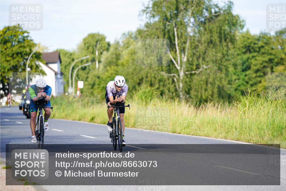 31.08.2025 - Elbe Triathlon Hamburg Michael Burmester http://msf.ph/oto/8663073 31.08.2025 09:14:00 Radfahren 210, 221, 282, 305, 360, 519, 551, 554 meine-sportfotos.de