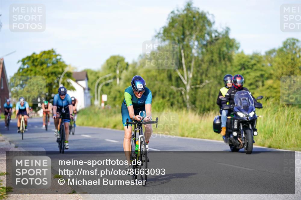 31.08.2025 - Elbe Triathlon Hamburg Michael Burmester http://msf.ph/oto/8663093 31.08.2025 09:14:03 Radfahren 210, 221, 282, 305, 360, 384, 519, 551, 554 meine-sportfotos.de