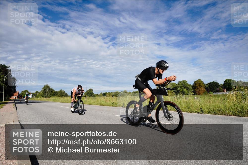 31.08.2025 - Elbe Triathlon Hamburg Michael Burmester http://msf.ph/oto/8663100 31.08.2025 09:32:18 Radfahren 284, 374, 420, 463, 635, 646, 717 meine-sportfotos.de
