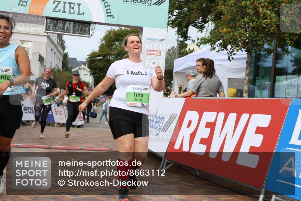 31.08.2025 - 21. Blankeneser Heldenlauf Strokosch-Dieckow http://msf.ph/oto/8663112 31.08.2025 11:21:14 Ziel 3573, 3392, 3085, 3285 meine-sportfotos.de