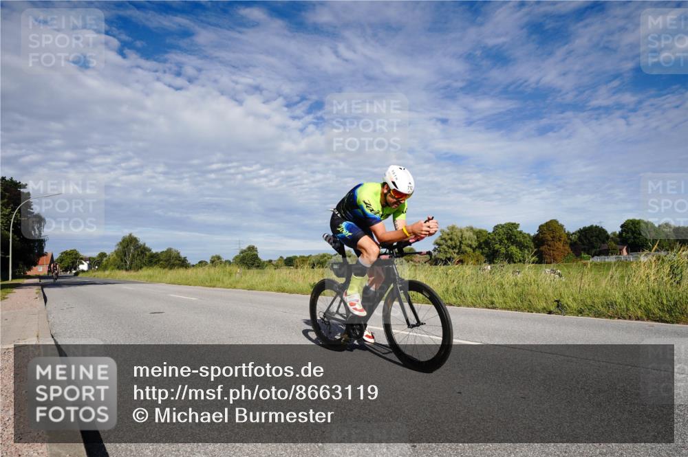 31.08.2025 - Elbe Triathlon Hamburg Michael Burmester http://msf.ph/oto/8663119 31.08.2025 09:32:40 Radfahren 577, 674, 712, 713 meine-sportfotos.de