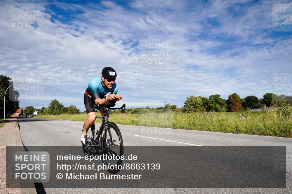31.08.2025 - Elbe Triathlon Hamburg Michael Burmester http://msf.ph/oto/8663139 31.08.2025 09:33:08 Radfahren 381, 691, 759 meine-sportfotos.de