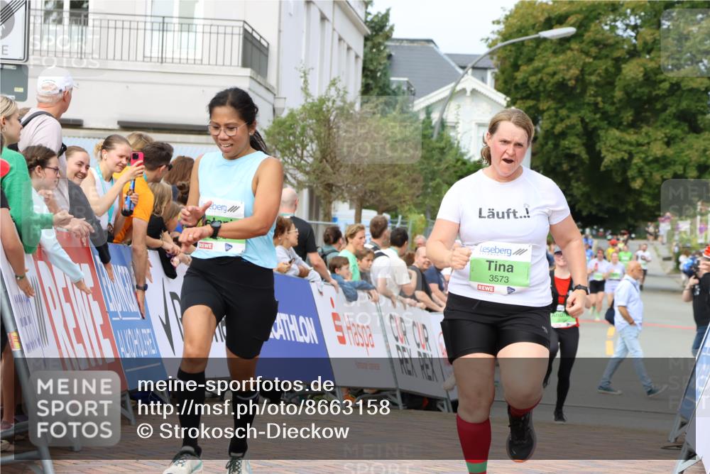 31.08.2025 - 21. Blankeneser Heldenlauf Strokosch-Dieckow http://msf.ph/oto/8663158 31.08.2025 11:21:12 Ziel 3573, 3392, 3085, 3285 meine-sportfotos.de