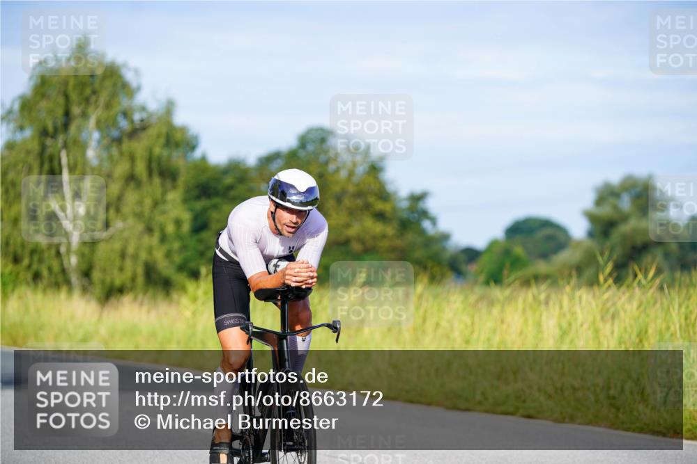 31.08.2025 - Elbe Triathlon Hamburg Michael Burmester http://msf.ph/oto/8663172 31.08.2025 09:14:38 Radfahren 205, 596 meine-sportfotos.de