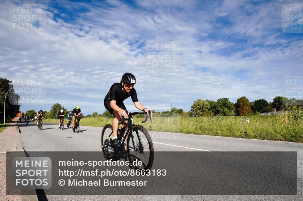31.08.2025 - Elbe Triathlon Hamburg Michael Burmester http://msf.ph/oto/8663183 31.08.2025 09:33:33 Radfahren 283, 314, 330, 340, 439, 464, 504, 547, 589, 636, 694, 726 meine-sportfotos.de