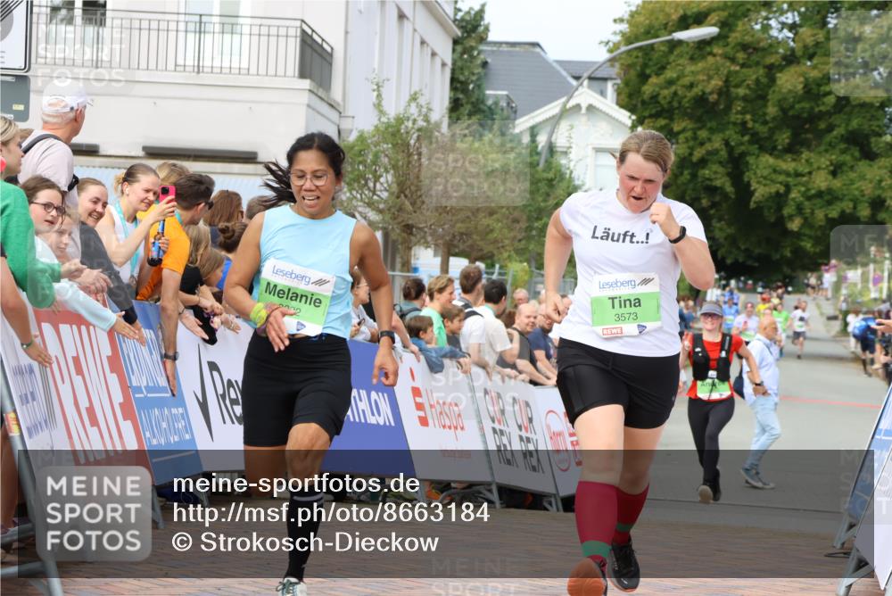 31.08.2025 - 21. Blankeneser Heldenlauf Strokosch-Dieckow http://msf.ph/oto/8663184 31.08.2025 11:21:12 Ziel 3573, 3392, 3085, 3285 meine-sportfotos.de