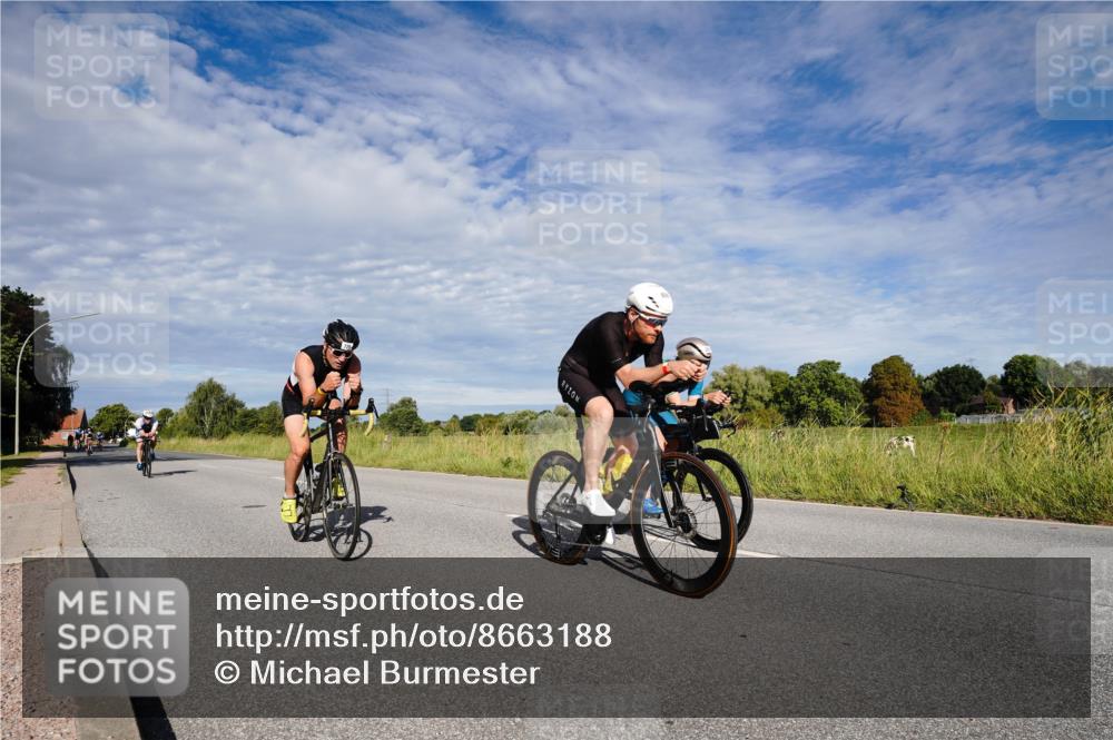 31.08.2025 - Elbe Triathlon Hamburg Michael Burmester http://msf.ph/oto/8663188 31.08.2025 09:33:34 Radfahren 283, 314, 330, 340, 439, 504, 547, 589, 636, 694, 726 meine-sportfotos.de