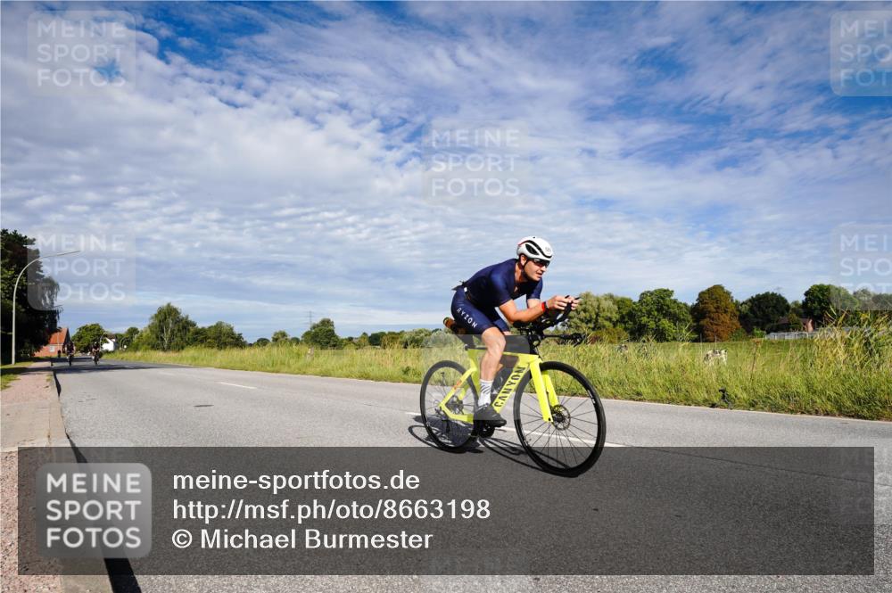 31.08.2025 - Elbe Triathlon Hamburg Michael Burmester http://msf.ph/oto/8663198 31.08.2025 09:33:41 Radfahren 173, 330, 494, 504, 589 meine-sportfotos.de
