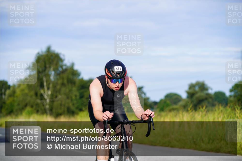 31.08.2025 - Elbe Triathlon Hamburg Michael Burmester http://msf.ph/oto/8663210 31.08.2025 09:15:03 Radfahren 280, 291, 361, 431, 534 meine-sportfotos.de