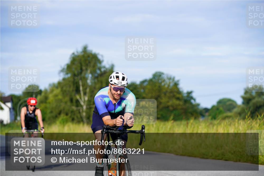 31.08.2025 - Elbe Triathlon Hamburg Michael Burmester http://msf.ph/oto/8663221 31.08.2025 09:15:08 Radfahren 291, 333, 359, 361, 534 meine-sportfotos.de
