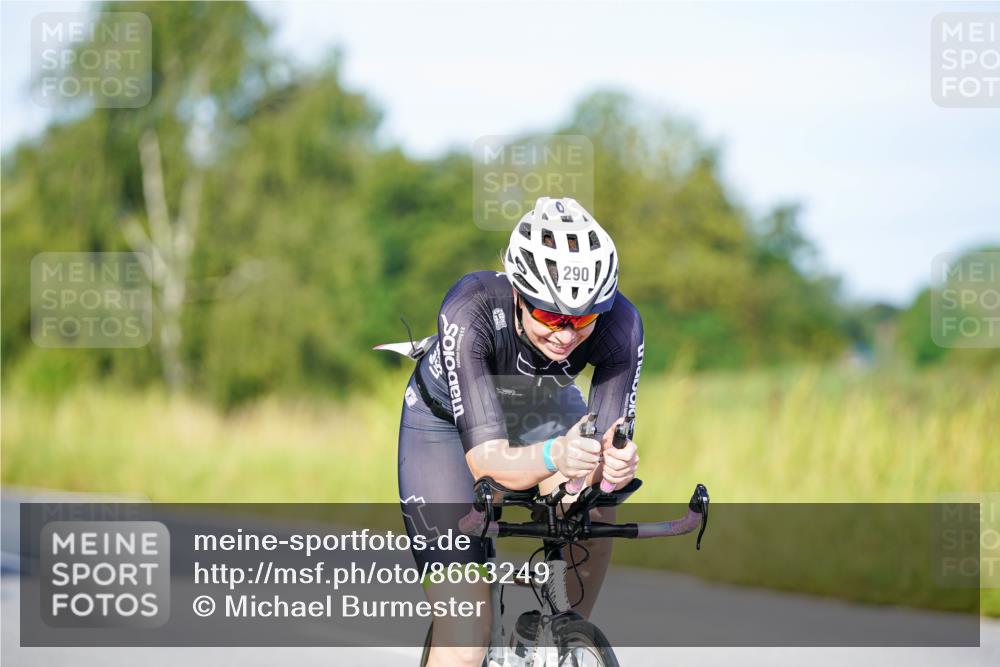 31.08.2025 - Elbe Triathlon Hamburg Michael Burmester http://msf.ph/oto/8663249 31.08.2025 09:15:21 Radfahren 192, 290, 506 meine-sportfotos.de