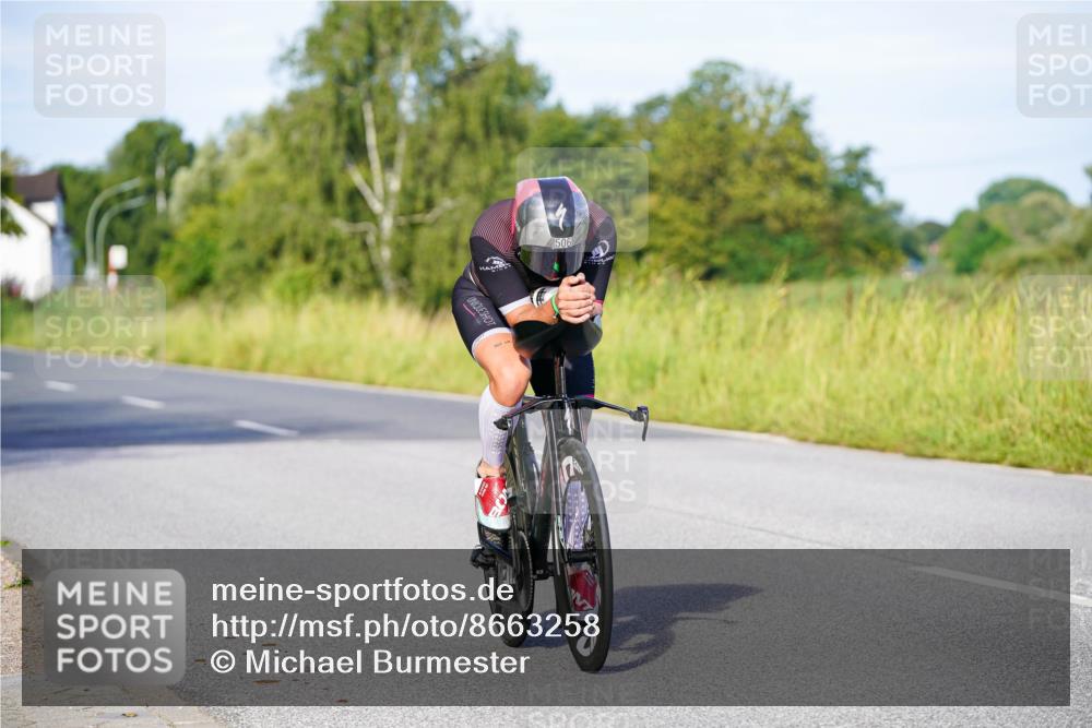 31.08.2025 - Elbe Triathlon Hamburg Michael Burmester http://msf.ph/oto/8663258 31.08.2025 09:15:24 Radfahren 192, 290, 506, 672 meine-sportfotos.de