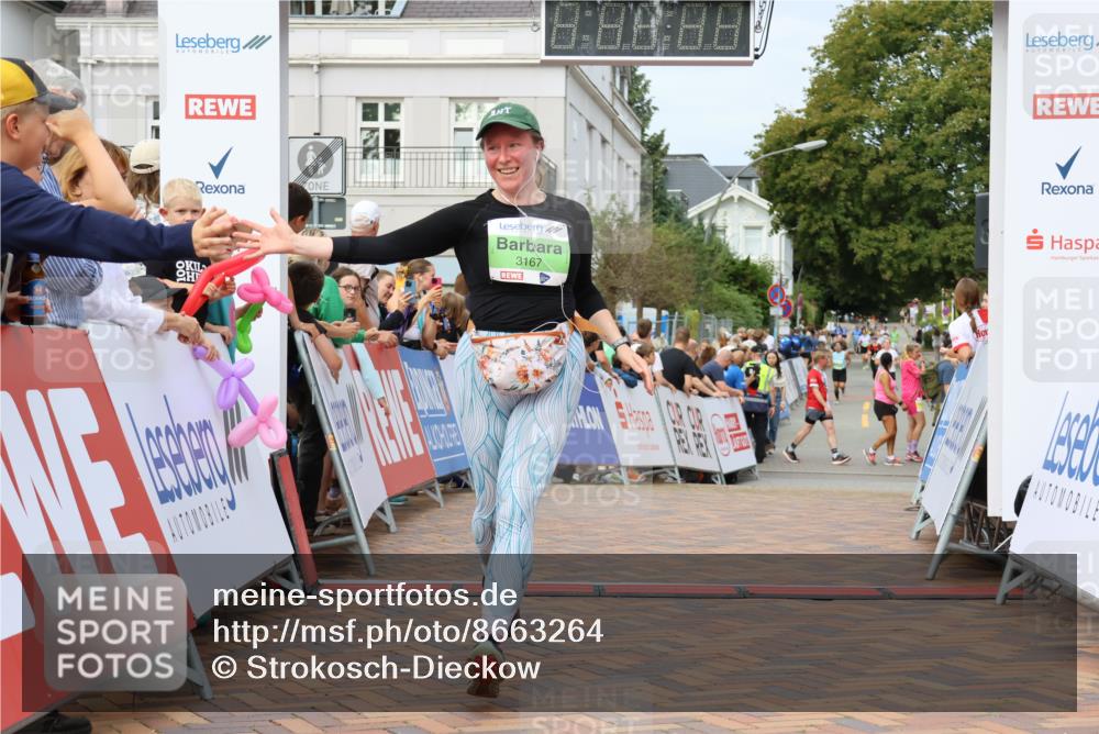 31.08.2025 - 21. Blankeneser Heldenlauf Strokosch-Dieckow http://msf.ph/oto/8663264 31.08.2025 11:20:58 Ziel 3167, 3325 meine-sportfotos.de
