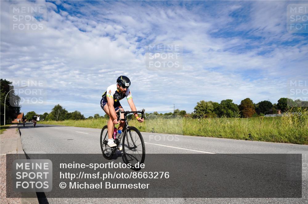 31.08.2025 - Elbe Triathlon Hamburg Michael Burmester http://msf.ph/oto/8663276 31.08.2025 09:35:10 Radfahren 250, 425, 446, 447, 532, 730, 766 meine-sportfotos.de