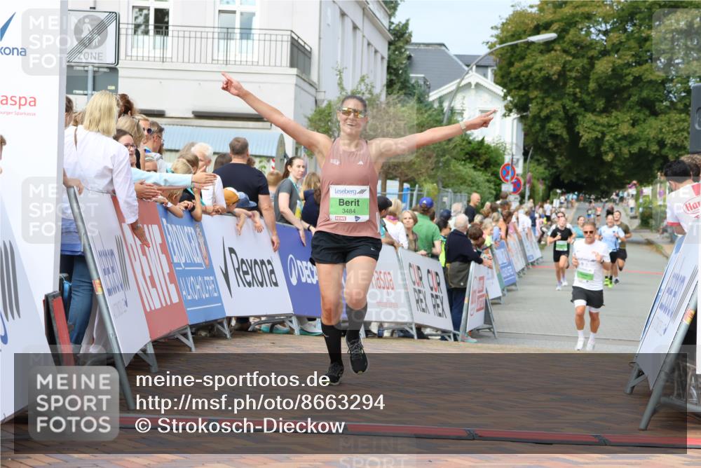 31.08.2025 - 21. Blankeneser Heldenlauf Strokosch-Dieckow http://msf.ph/oto/8663294 31.08.2025 11:02:22 Ziel 3172, 3700, 3484 meine-sportfotos.de