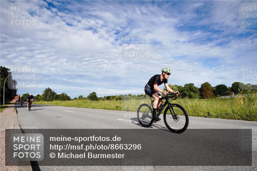 31.08.2025 - Elbe Triathlon Hamburg Michael Burmester http://msf.ph/oto/8663296 31.08.2025 09:35:28 Radfahren 272, 276, 412, 468, 492, 595, 603, 658, 764, 778 meine-sportfotos.de