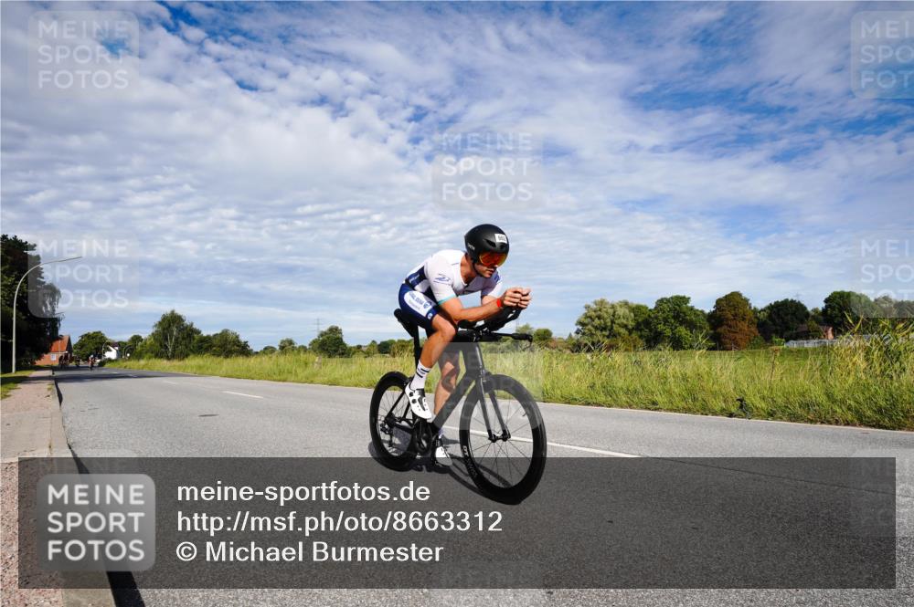 31.08.2025 - Elbe Triathlon Hamburg Michael Burmester http://msf.ph/oto/8663312 31.08.2025 09:35:33 Radfahren 272, 275, 412, 492, 595, 603, 656, 693, 778 meine-sportfotos.de