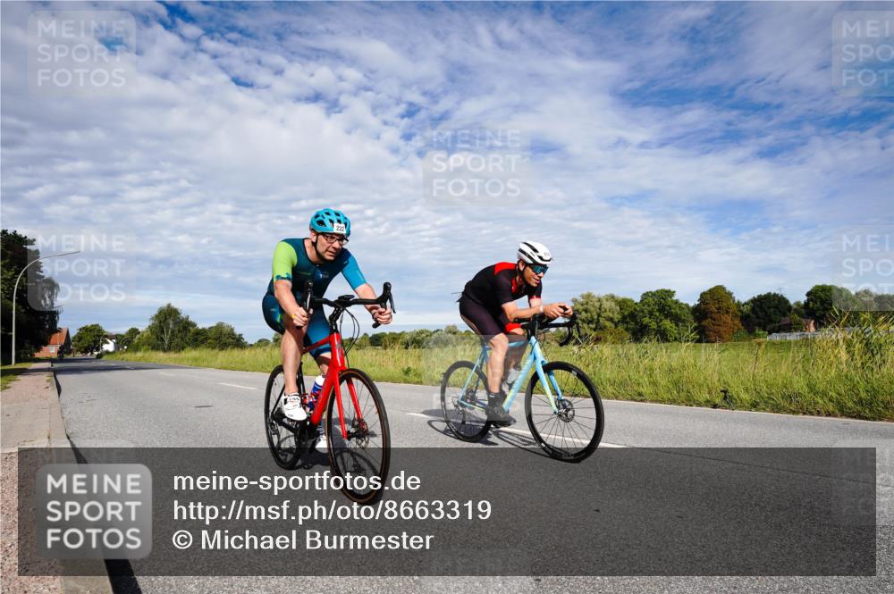 31.08.2025 - Elbe Triathlon Hamburg Michael Burmester http://msf.ph/oto/8663319 31.08.2025 09:35:41 Radfahren 222, 275, 614, 656, 693 meine-sportfotos.de